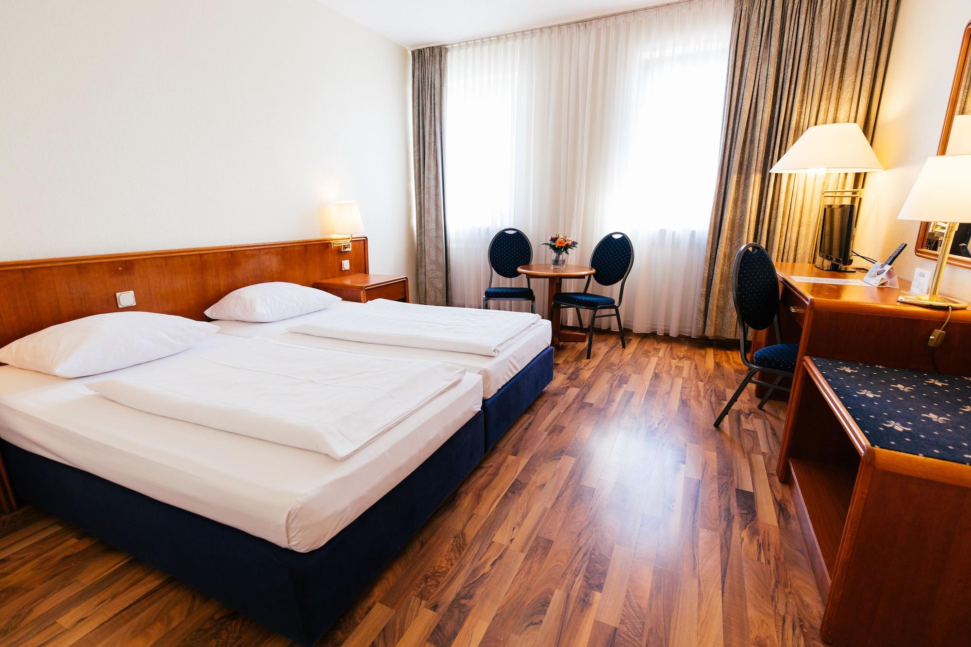Hotel Excelsior - Central Station Франкфурт-на-Майне Экстерьер фото