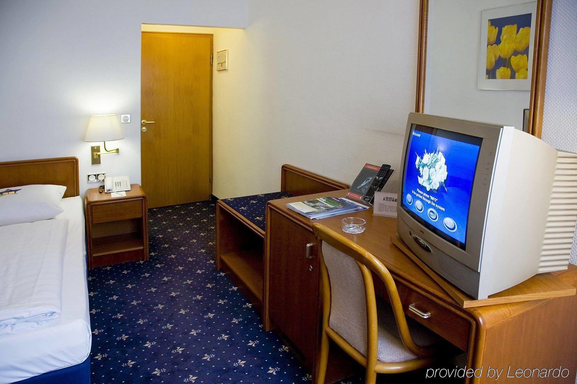 Hotel Excelsior - Central Station Франкфурт-на-Майне Экстерьер фото
