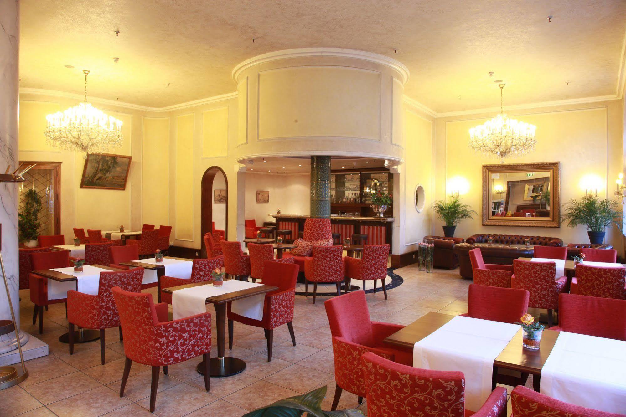 Hotel Excelsior - Central Station Франкфурт-на-Майне Экстерьер фото